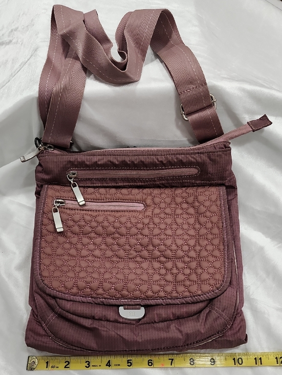 Sherpani Handbags - Sherpani Jagle (Jag Le or Jagle) Adjustable Nylon Crossbody Purse. RFID. Mauve.